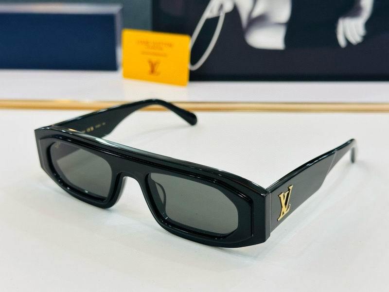 LV Sunglasses 907